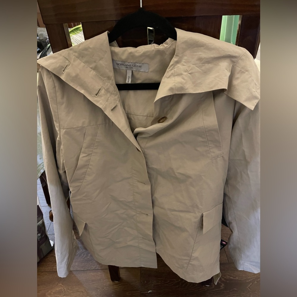 Morgane Le Fay rain hooded beige Jacket size small